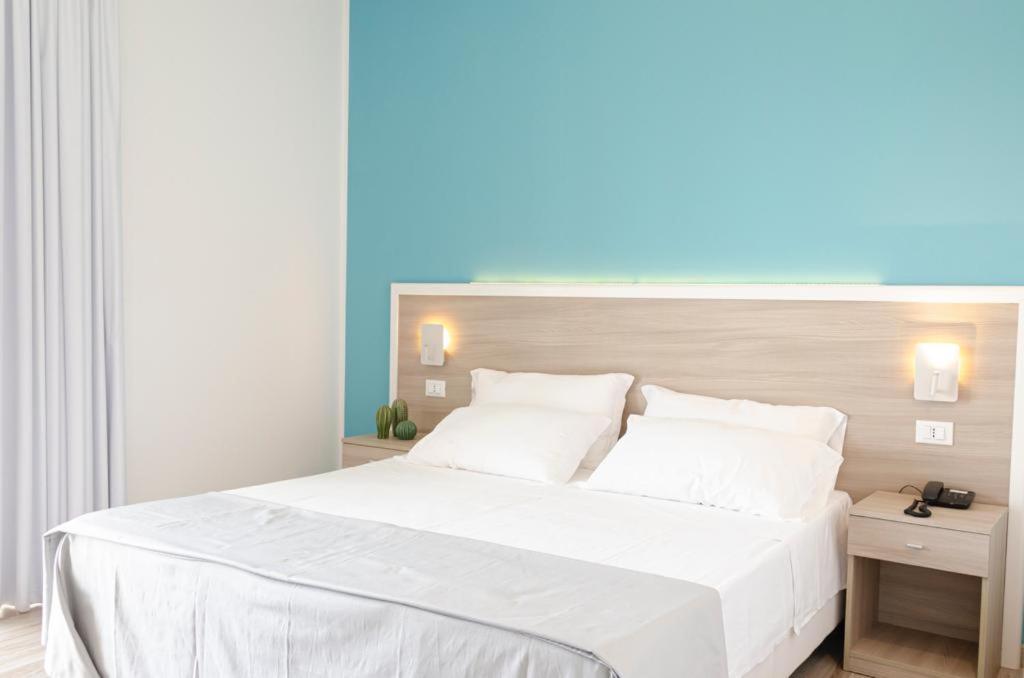 Costa Degli Dei Resort Capo Vaticano Ngoại thất bức ảnh